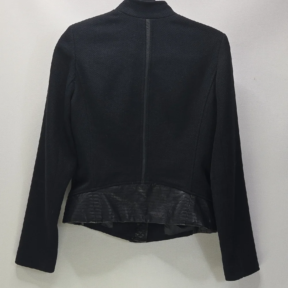 Vince Black Textured Blazer - Picture 10 of 11